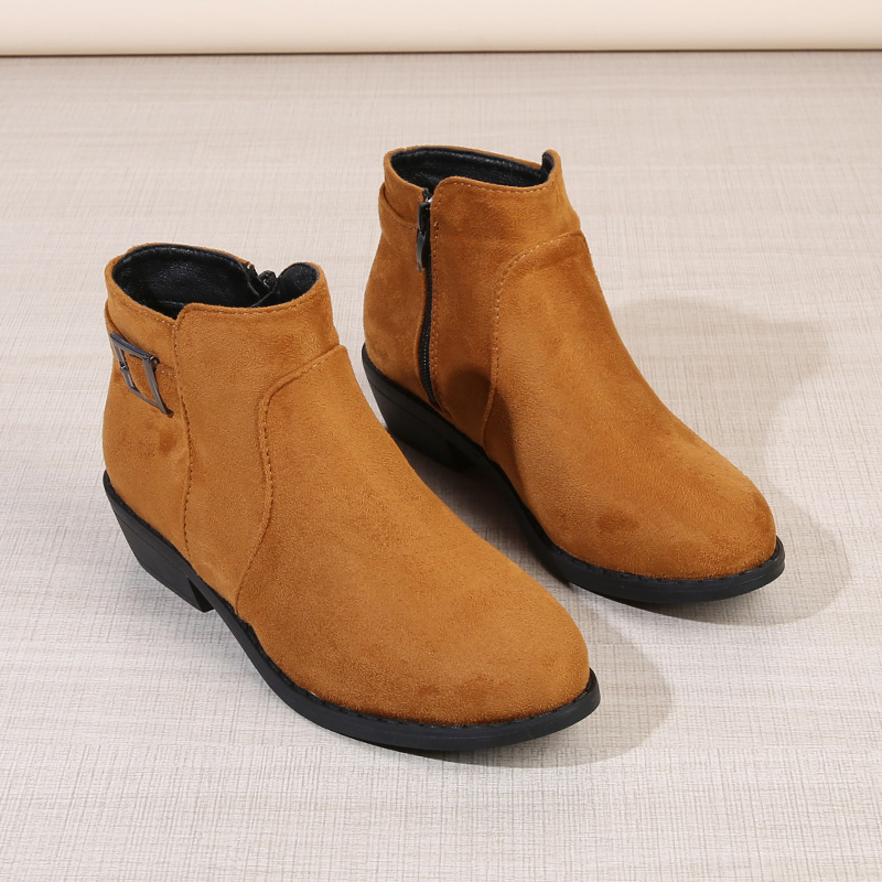 Bottines en daim à talon carré - Ethnic Styling Tips avis et prix